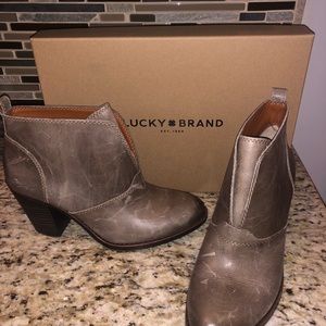 Lucky Brand boots